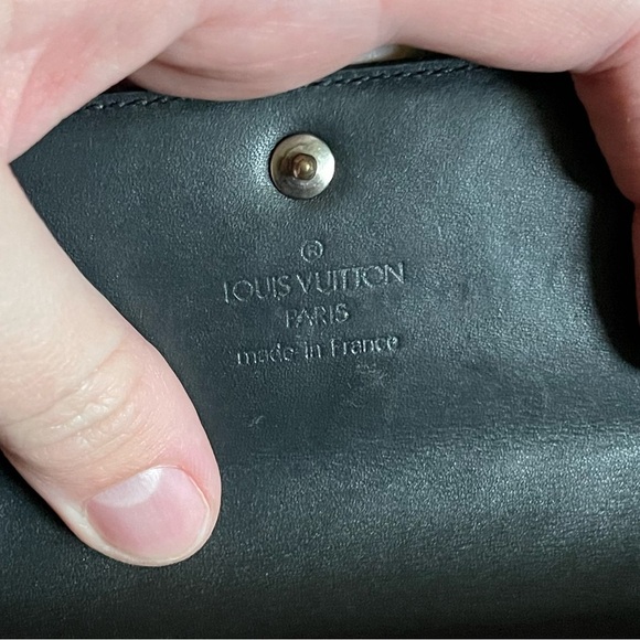 LOUIS VUITTON Monogram Empreinte Wallet - Picture 13 of 13